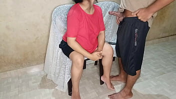 Kalah Di Ludo, Kakak Perempuan Dihajar Dan Ditusuk Paksa Di Memeknya