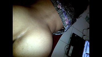 Mami Indonesia Berpantat Besar Dan Memek Basah Ditusuk Kontol Gede Dari Belakang